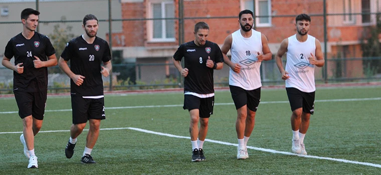 KIZILPINARSPOR, 3. LİG EKİBİ VELİMEŞE’Yİ DEVİRDİ