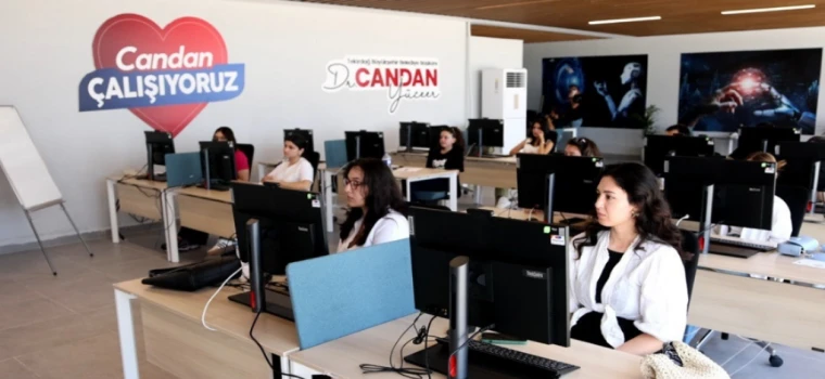BUGÜNÜN GENÇLERİ GELECEĞE YÖN VERECEK