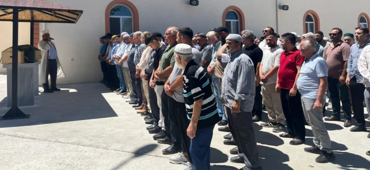 İstasyon Mahallesinin Mehmet Amcası Hayatını Kaybetti