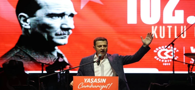 AKAY, “TEK KELİME CUMHURİYET”