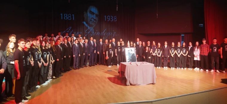 ATATÜRK 87. YIL DÖNÜMÜNDE SAYGI, ÖZLEM VE HASRETLE ANILDI