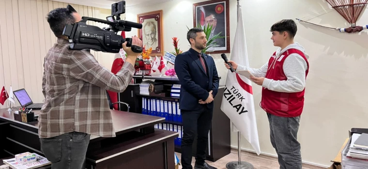 ÇTSO ANADOLU LİSESİ ÖĞRENCİLERİNDEN FELSEFE DERSİNDE RÖPORTAJ ÇALIŞMASI