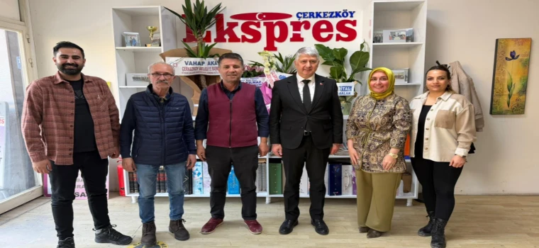 YAĞMUR TURİZM SAHİBİ AKIN YILMAZ’DAN ÇERKEZKÖY EKSPRES’E ANLAMLI ZİYARET