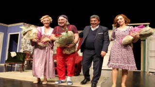 ÇOSB’DE KAHKAHA TUFANI