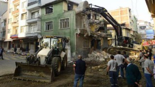 GÜVENLİK TEHLİKESİ TAŞIYAN BİNALAR YIKILACAK