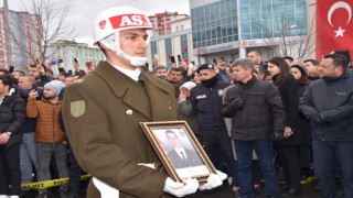 ŞEHİDİMİZ SON YOLCULUĞUNA UĞURLANDI