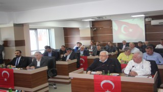 MECLİS ÜYELERİ HUZUR HAKLARINI TSK’YA BAĞIŞLADI