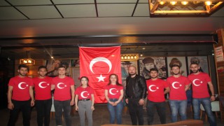 TÜM GELİRİNİ SARAYLI ŞEHİDİN AİLESİNE BAĞIŞLADI