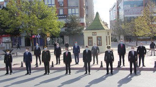 23 NİSAN’DA SOSYAL MESAFELİ TÖREN