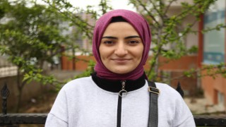 “ÇORBADA TUZUM OLSUN” DİYEREK İHTİYAÇ SAHİPLERİNE ERZAK TOPLUYOR