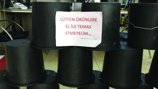 KORONAVİRÜSE KARŞI BARİKATLARLA ÖNLEM ALDILAR