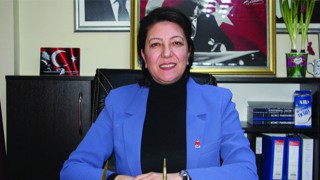 DÖNMEZ'DEN ANNELER GÜNÜ MESAJI