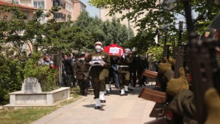 GAZİMİZ SON YOLCULUĞUNA UĞURLANDI