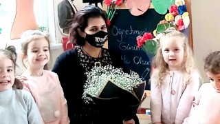 “ÖĞRETMEN GELECEĞİMİZİ ŞEKİLLENDİREN EN BÜYÜK MİMARDIR”