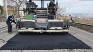 BÜYÜKŞEHİR YOL BAKIM VE ONARIM ÇALIŞMALARINA DEVAM EDİYOR