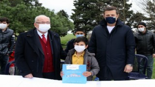 ÇERKEZKÖY BELEDİYESİ, 13 HANEYE İNTERNET PAKETİ HEDİYE ETTİ