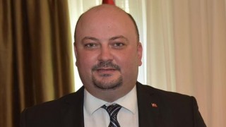 ERCAN DİLSİZ, İLÇE BAŞKANLIĞINDAN İSTİFA ETTİ