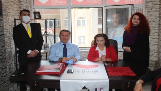 “İNSANLAR AÇLIKTAN İNTİHAR EDİYOR”