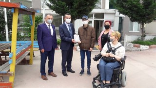 ÖĞRENCİLERE TABLETLERİ TESLİM EDİLDİ