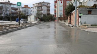 SEMA VE AYTAÇ SOKAKLAR DEMİRLİ BETON YOL YAPILDI