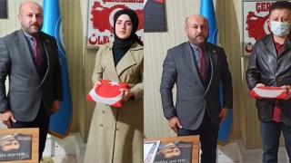 “HEPİNİZ BİRER TÜRK BAYRAĞISINIZ”