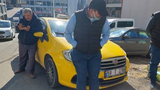 ÇERKEZKÖY’DEKİ TAKSİCİLER BÜYÜKŞEHİR BELEDİYE BİNASINDA EYLEM YAPTI