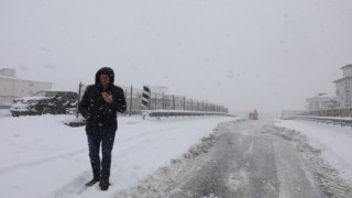 ÇERKEZKÖY BELEDİYESİ KAR YAĞIŞINDA SEFERBER OLDU