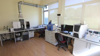 ULUSLARARASI STANDARTLARDA HİZMET VERİYOR