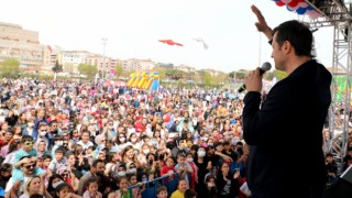 ÇERKEZKÖYLÜ ÇOCUKLAR, 23 NİSAN ÇOCUK ŞENLİĞİNDE GÖNÜLLERİNCE EĞLENDİ