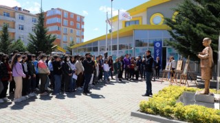 PROF. DR. TÜRKAN SAYLAN MİNNETLE ANILDI