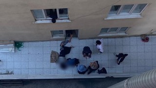 EŞİYLE TARTIŞAN KADIN BALKONDAN DÜŞTÜ