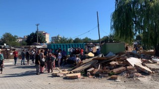 BAĞLIK MAHALLESİNDEKİ KAÇAK YAPILAR YIKILDI