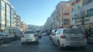 ÇİFT SIRA PARK ÇİLESİ BİTMİYOR