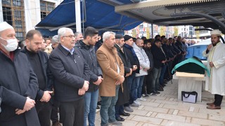 DUALARLA SONSUZLUĞA UĞURLANDI