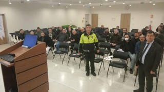 ÇERKEZKÖY’DE ŞOFÖRLERE TRAFİK EĞİTİMİ VERİLDİ