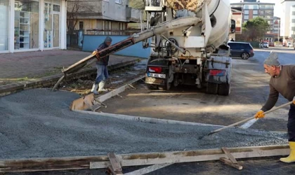 3 SOKAKTA YOL ÇALIŞMASI YAPILDI