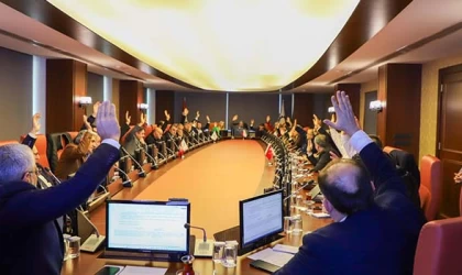 SİMİT VE POĞAÇANIN FİYATI 10 LİRA OLDU