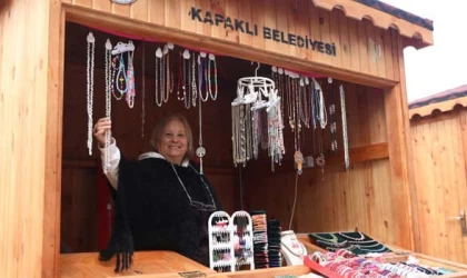 KADINLAR ÜRETTİKLERİ ÜRÜNLERİN SATIŞINA BAŞLADI