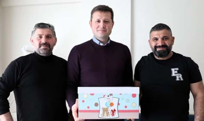 VAHAP AKAY’DAN HOŞ GELDİN BEBEK ZİYARETİ