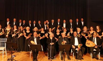 TÜRK MÜZİĞİ KOROSU, BEĞENİYLE TAKİP EDİLDİ