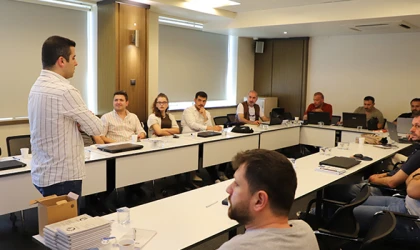 İNTERNET SİTESİ KURMA EĞİTİMİ DÜZENLENDİ