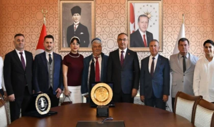 AHİLİK HAFTASI MÜNASEBETİYLE VALİ SOYTÜRK’E ZİYARET