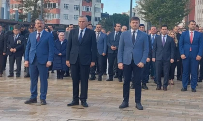 ÇERKEZKÖY’DE 24 KASIM ÖĞRETMENLER GÜNÜ TÖRENLERLE KUTLANDI