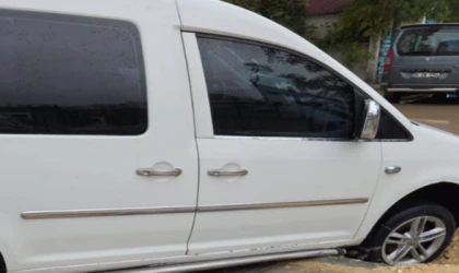 ÇERKEZKÖY’DE ÇUKURLU YOL KABUSU