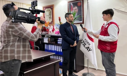 ÇTSO ANADOLU LİSESİ ÖĞRENCİLERİNDEN FELSEFE DERSİNDE RÖPORTAJ ÇALIŞMASI