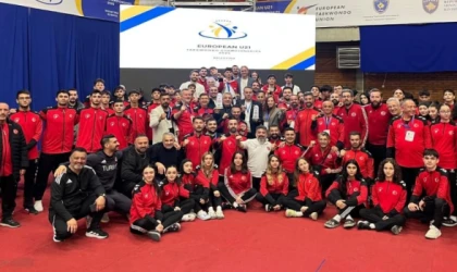 TAEKWONDO ÜMİT MİLLİ TAKIMIMIZ AVRUPA’DA 15 MADALYA KAZANARAK SES GETİRDİ
