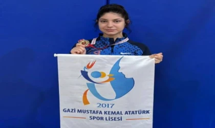 ÇERKEZKÖY’ÜN GURURU ZENAN AZRA BEKTAŞ TEKİRDAĞ ZİRVESİNDE