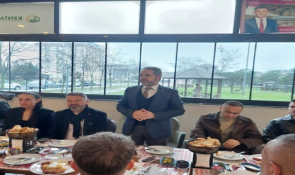 KAPAKLI EMLAKÇILAR DERNEĞİ ÜYELERİ KAHVALTIDA BİR ARAYA GELDİ