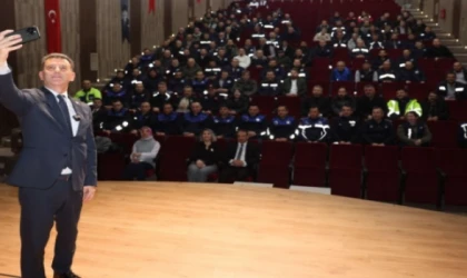 BAŞKAN ÇETİN, BELEDİYE PERSONELİYLE BAYRAMLAŞTI