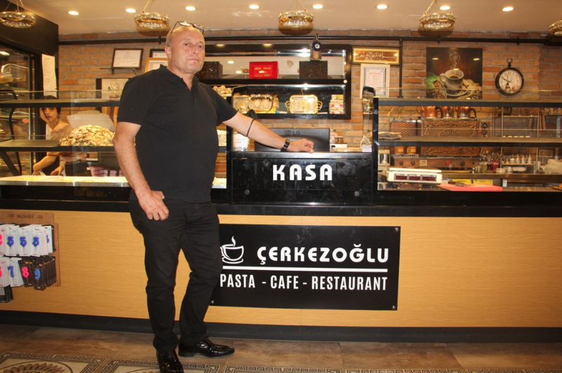 ÇERKEZOĞLU KAFE YENİLENEN YÜZÜYLE FAALİYETE GİRDİ